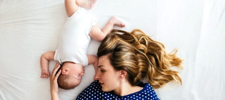 Pour sa première fête des Mères : surprenez la jeune maman