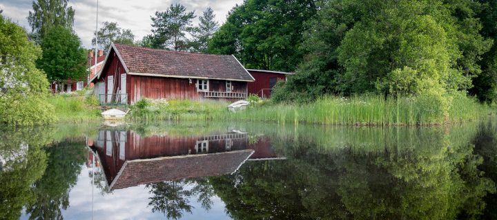 Uutta sisustusta mökille