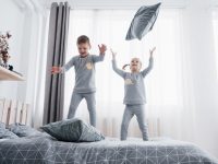 Travailler à la maison avec les enfants: trucs et astuces