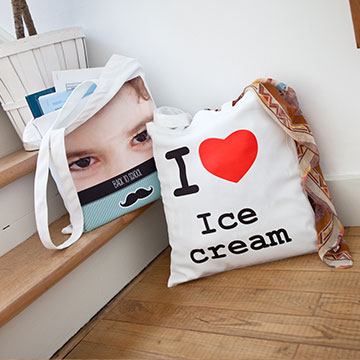 Tote bag