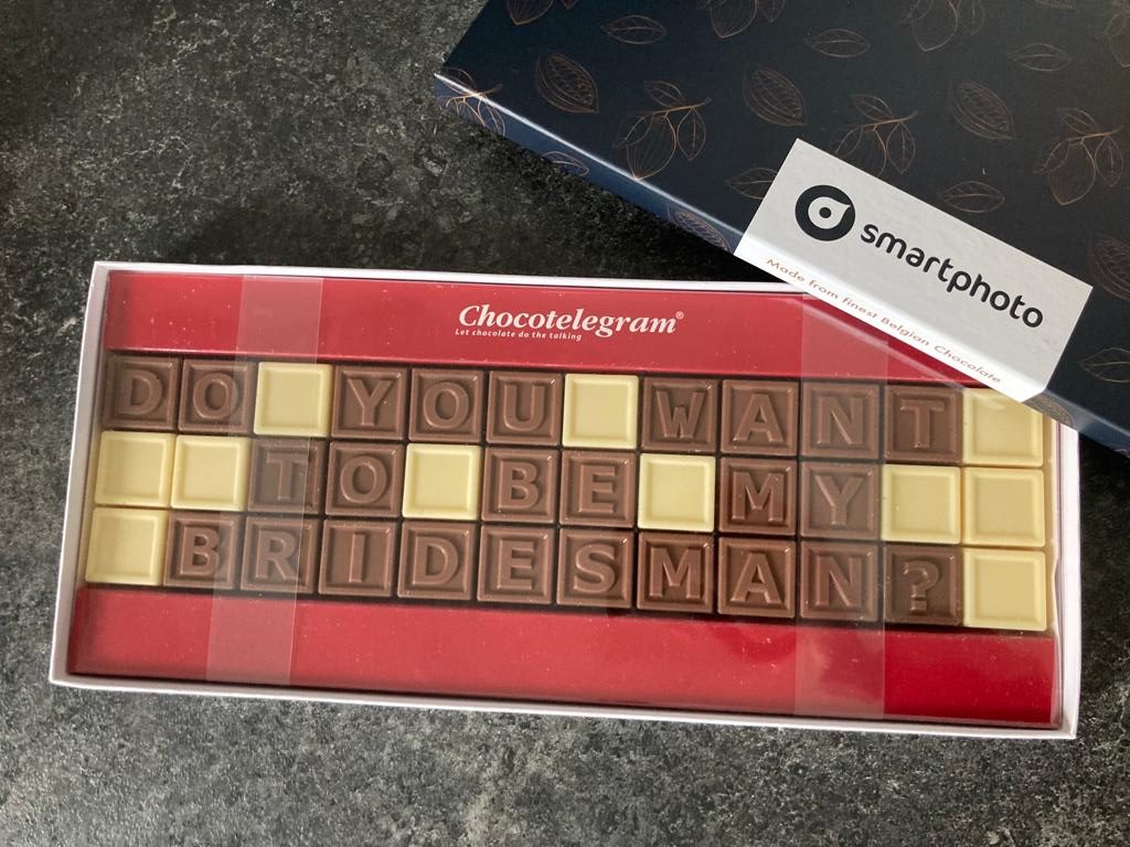 Bruidsmeisje en bruidsjongen: chocolade