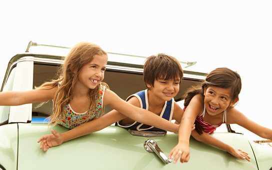 Activités sportives pour les enfants à faire à la maison : 6 idées géniales  !