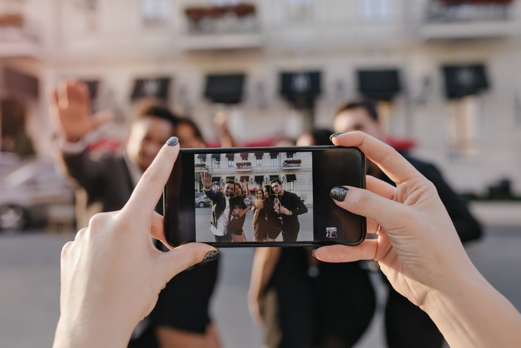 Votre livre photo en 3 étapes : Comment créer un livre photo sur Internet rapidement ?