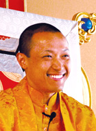 Sakyong_Gold_Headpg