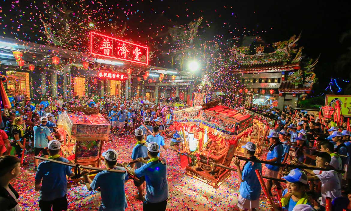 一場跨越當代設計和民俗信仰的城市祭典