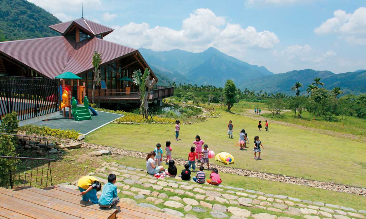 一片美麗的風景 一座美麗的那瑪夏綠建築小學 高雄款款行 微笑台灣 用深度旅遊體驗鄉鎮魅力