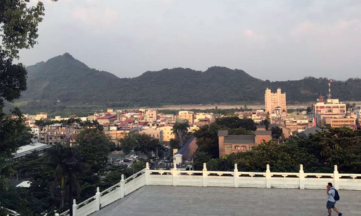 高雄散散步 旗尾山側，小城故事懸念入心