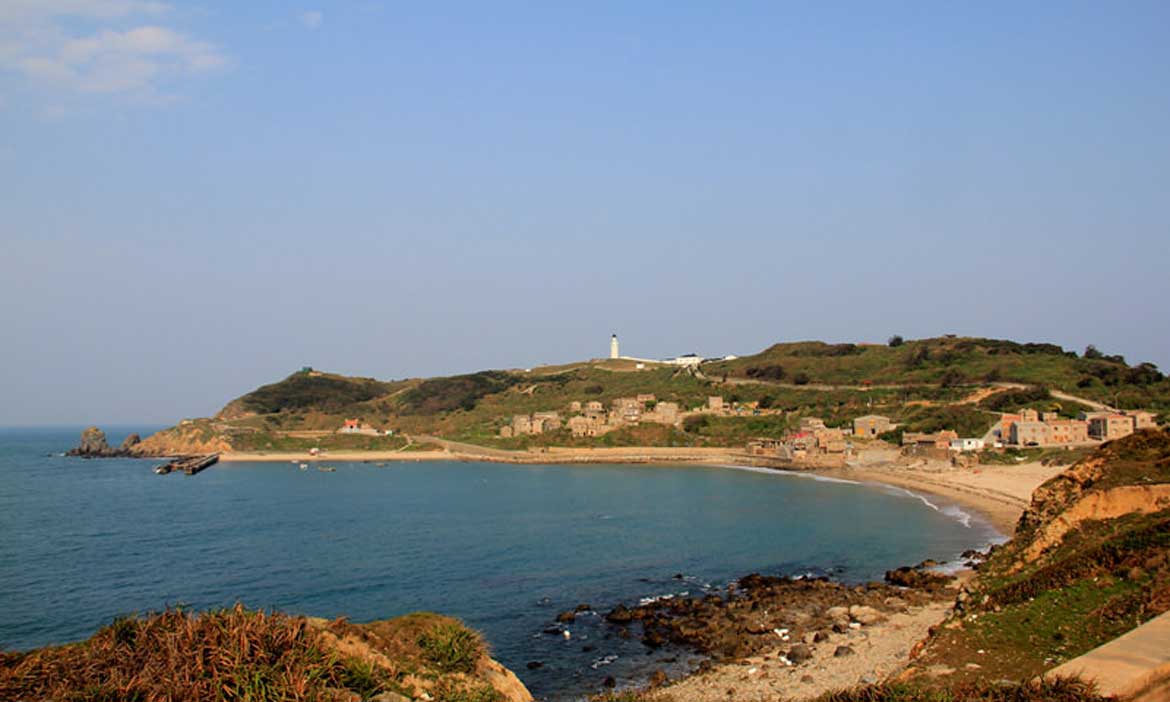 日出拍東莒燈塔、日落拍福正沙灘，馬祖旅行推薦取景地點- 走在採訪的 ...