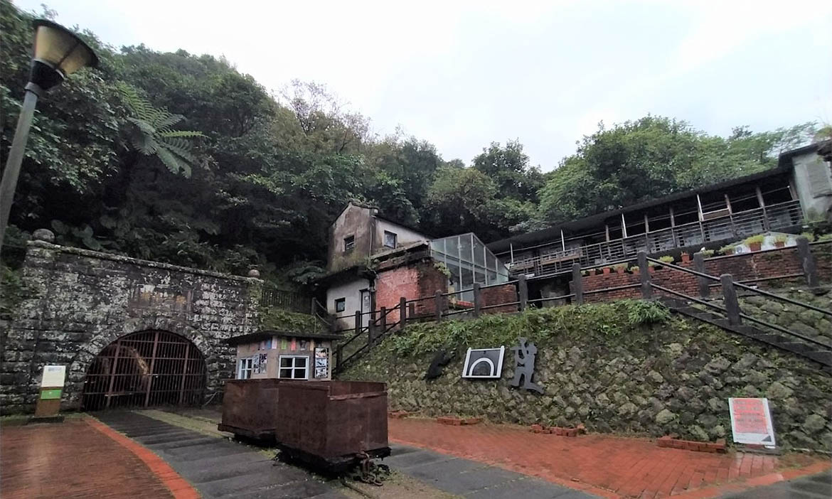 老礦工創辦新北猴硐礦工文史館，用回憶與老照片說當年事，找回被忽略的小鎮過去