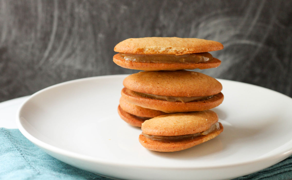 Pumpkin Spice Sandwich Cookies recipe