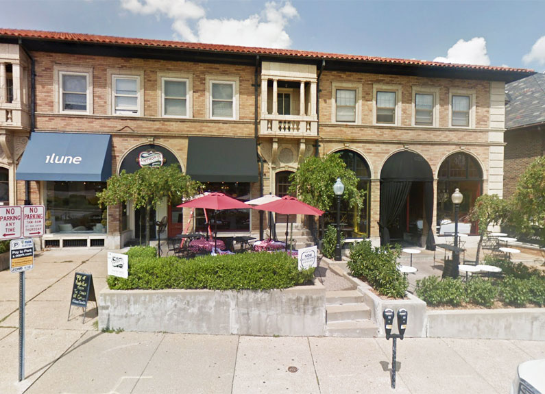 a street view of anthony's italian eats on wydown in clayton