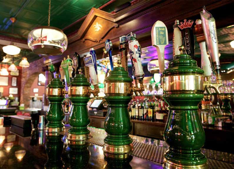 beer taps at seamus mcdaniels in dogtown