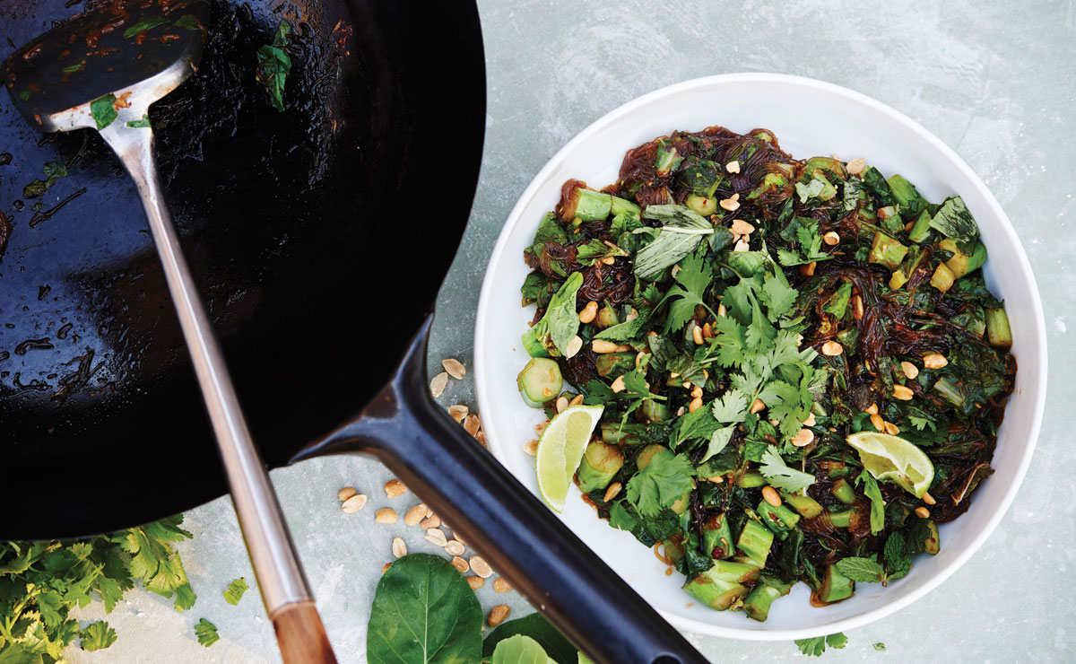 Thai noodles with gai lan 