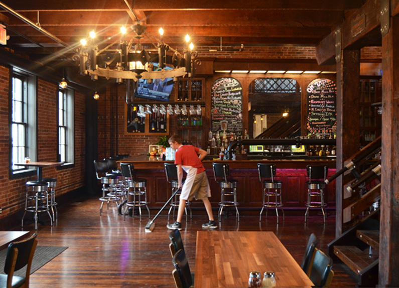 interior of hopskeller brewing co. in waterloo, illinois