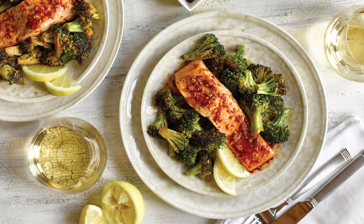 Indonesian soy-glazed salmon fillet with broccoli and rice