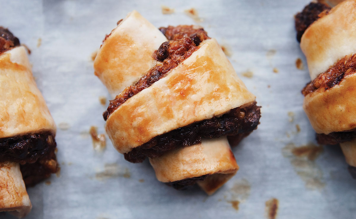 apricot rugelach