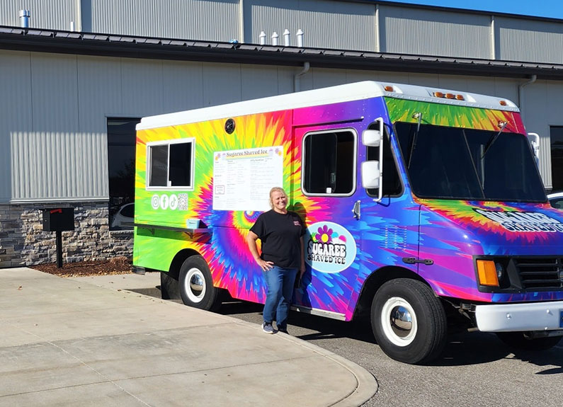 sugaree shaved ice truck in st. louis missouri