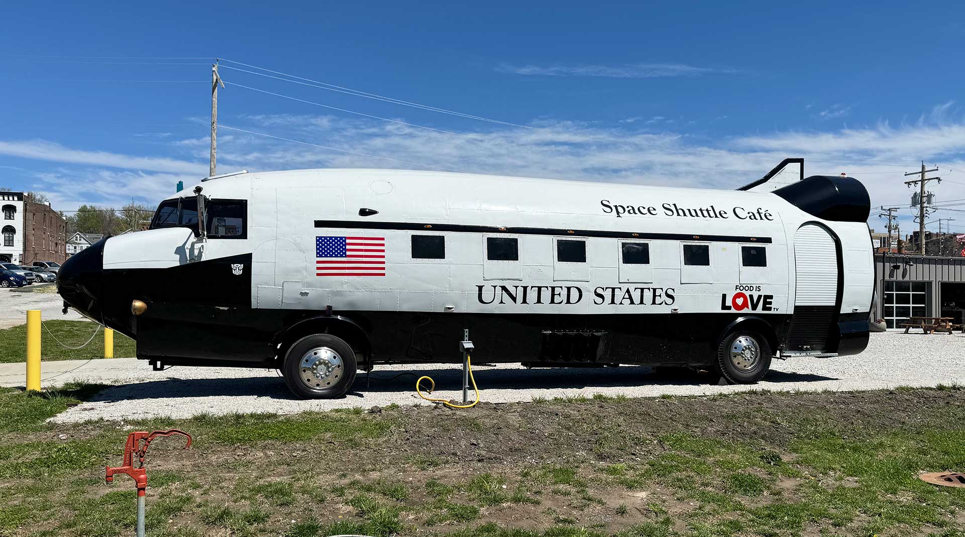 space shuttle cafe at flock food truck park and bar in alton , illinois