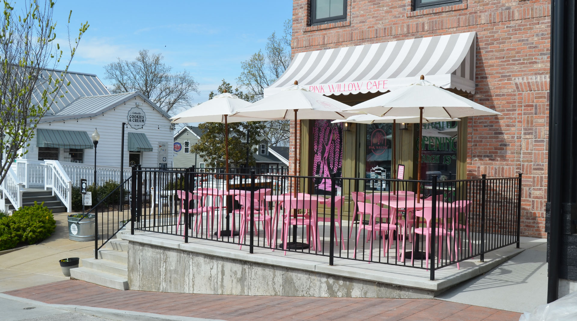 pink willow cafe in cottleville