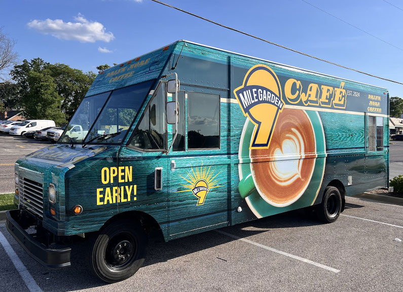 9 mile garden cafe coffee truck in affton