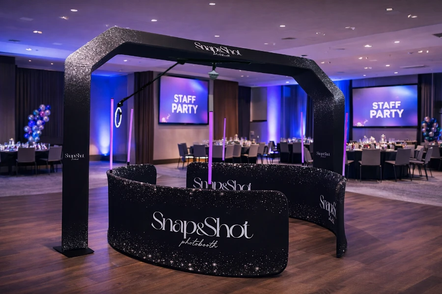 Skybooth 360° Snap&Shot Photobooth en Suisse romande, videobooth 360° grand format jusqu’à 12 personnes pour galas et événements premium, animation showstopper