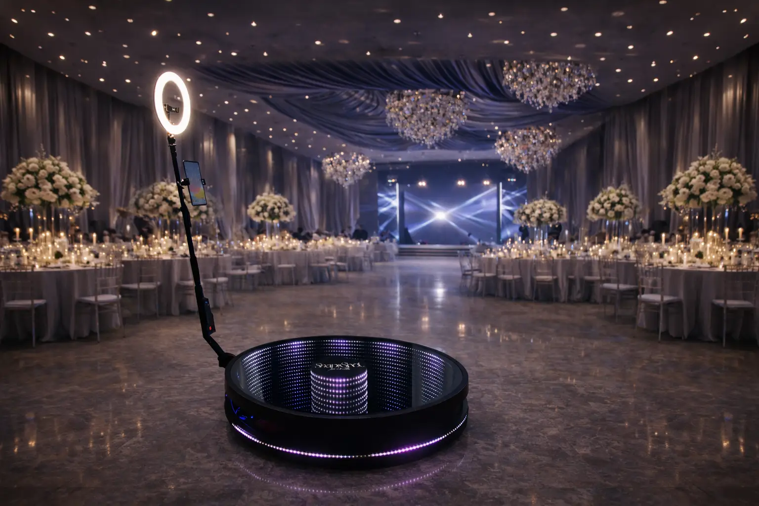 Videobooth 360° LED 80 cm Snap&Shot Photobooth en Suisse romande, plateforme compacte jusqu’à 3 personnes pour animation vidéo immersive et partage instantané