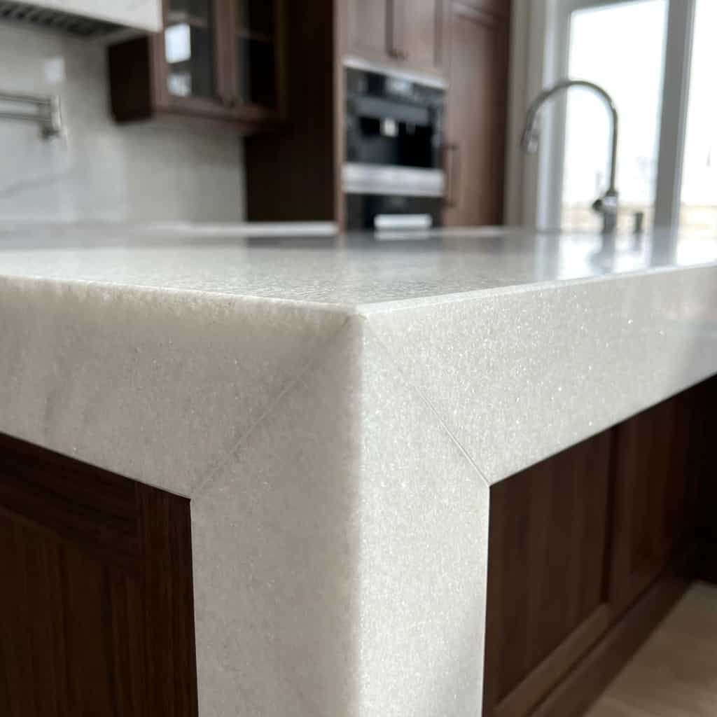 Thassos White Edge Detail