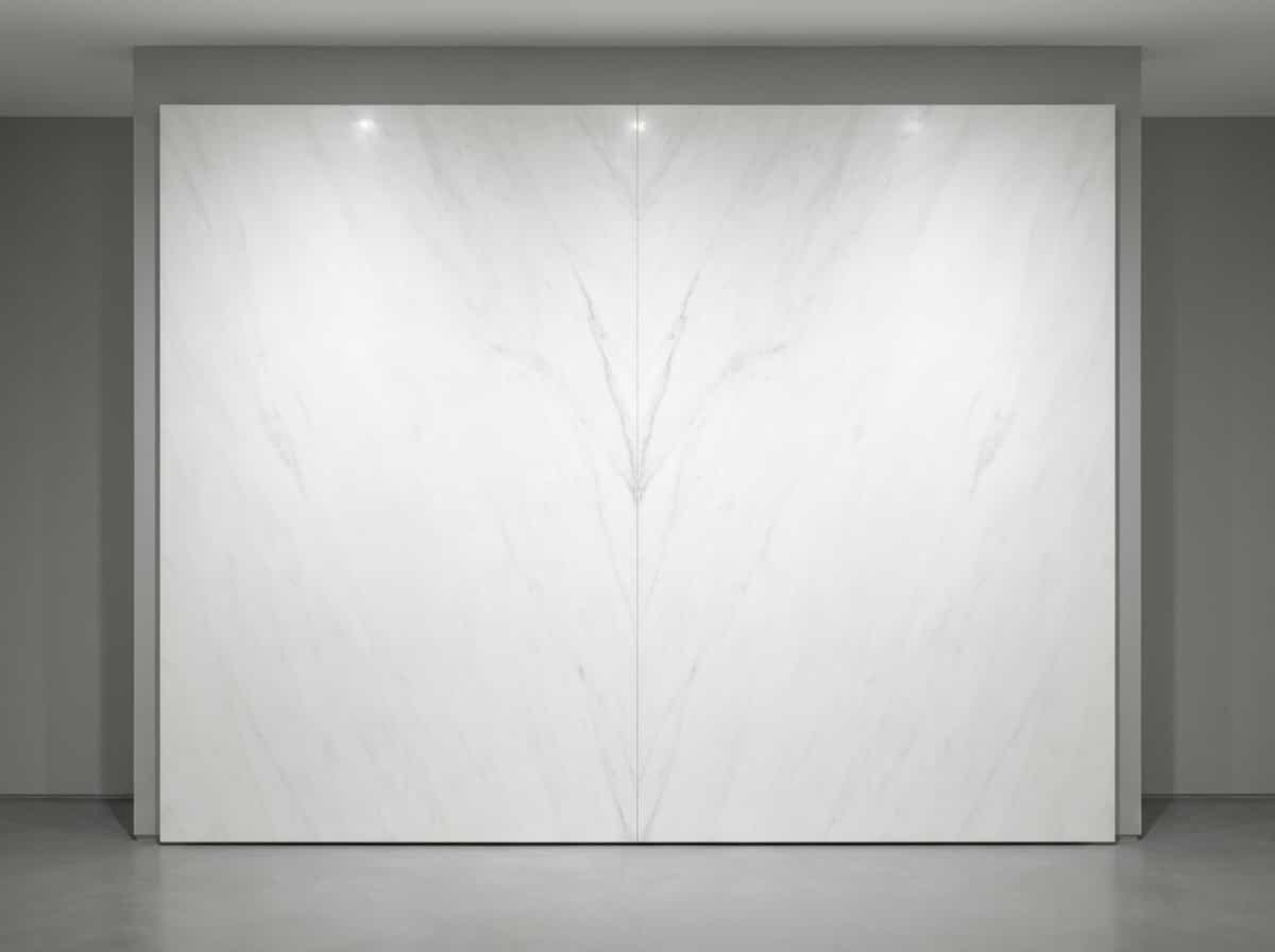 Agaria White Bookmatch View