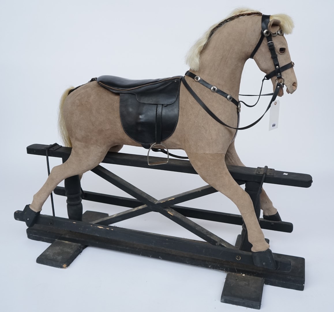 Auction: Lot: 660