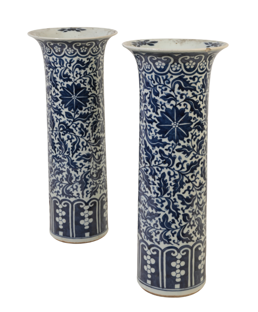 A PAIR OF CHINESE BLUE AND WHITE "SLEEVE" VASES