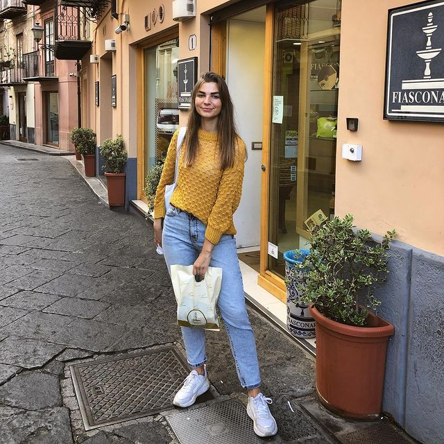 Happy me after pistachio cream shopping 🙊 #food #lover #italy #sicily #pistachio #land #lithuanian #girl #travel #europe #happy