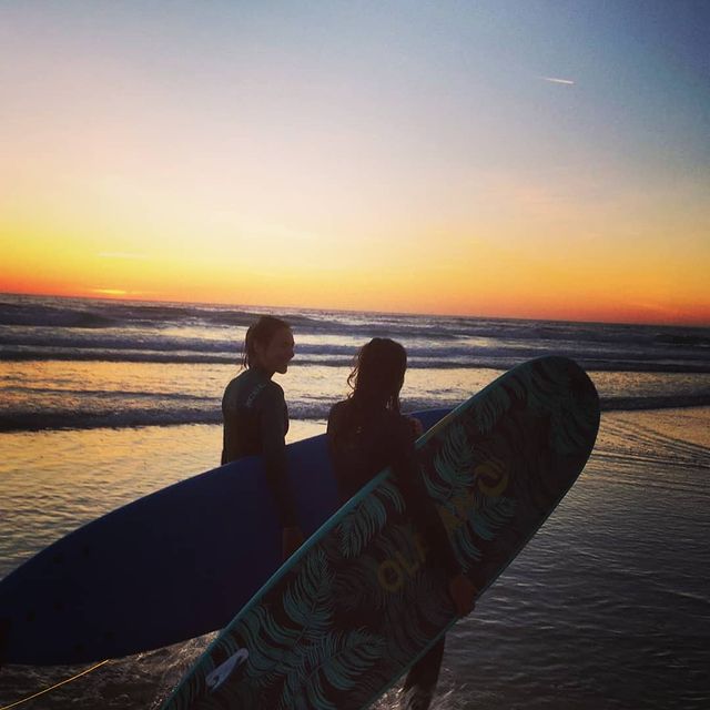 #surfergirl #vitaminsea #surfing #atlantic #france #hossegor #bordeaux #sunset #takemeback #bonheur #goodtimes #holiday #home #latergram