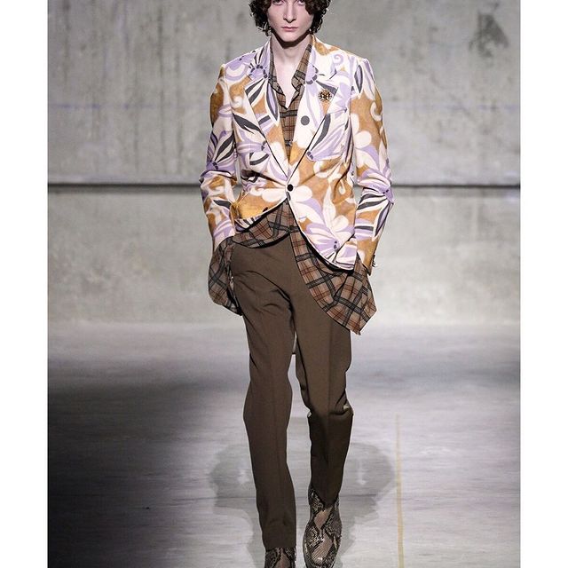 SEBASTIEN BEDNAREK model represented by M MANAGEMENT