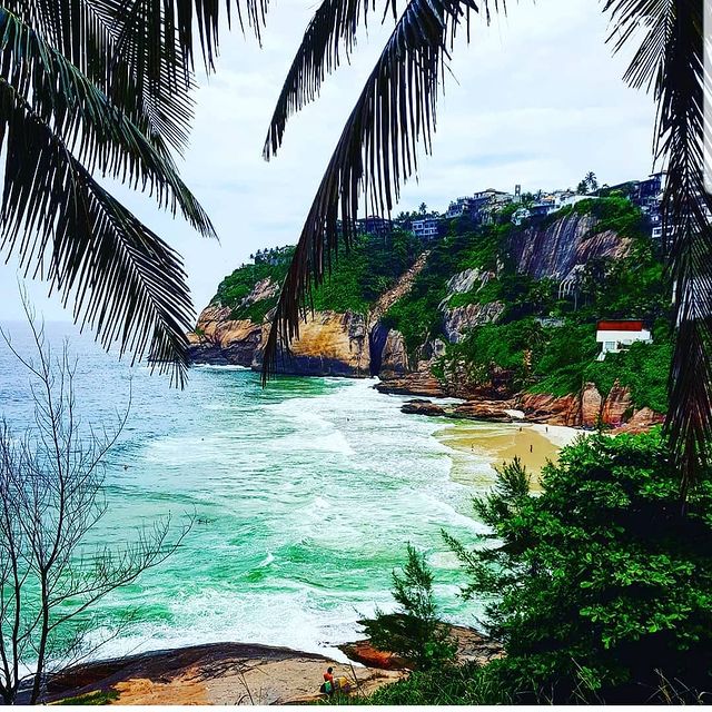 Throwback to one of the most beautiful places i've ever been so far...brasil.

#brasil #beach #throwback #tbt #throwbackthursday #trip #sea #ocean #colorful #amazing #travel #travelblogger #pic #picoftheday #travelling #explore #nature #goodtime #goodlife #instagood #insta #igers #riodejaneiro #lifestyle #beautiful #love #happy #follow