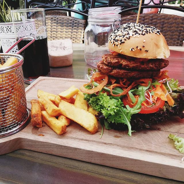 Burgerlove 😍
#beyondmeat #veggie #dinner #foodblogger #foodlover #kirchdorf #happyme #burgerliebe