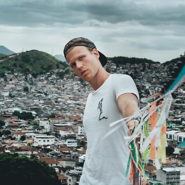 I can tell you, the north of Río is rough! 
.
.
#riodejaneiro #northzone #rio #brazil #exploring #favela #travel #adventure #edge #justgo #world #love #yesplease #inspiring #complex #forward #vida #loca #goodlife