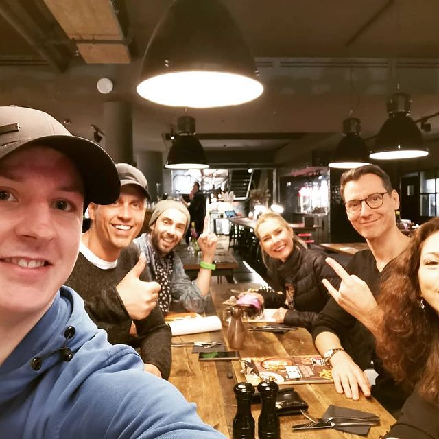 Ein wirklich nettes Treffen mit netten Menschen aus dem FitX 🤓😋👌#abnehmen #abnehmenberlin #abnehmenohnezuhungern #abnehmenvorhernachher #fitfamgermany #fitfam #shredding #shreddedlife #fitness #fitx #fitxberlin #fitxkudamm #fitxwilmersdorf #gewichtsverlust #personaltrainer