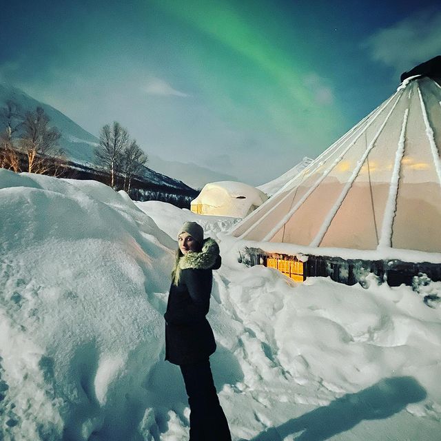 Bucket list ✅ #norway #tromsø #nothernlights #momentslikethese #experience #adventure #adventuretime #placetobe #enjoy #happy #likethis #potd #bucketlist #check #wintereonderland #2022 #loveit