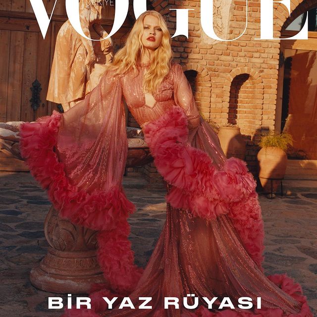 The New Vogue Turkey issue❤️‍🔥 
A Summer dream✨
Thank you all so much @ben.parks.studio @debora_zakuto @ceylanatinc @ima_casting @burhancilgin @ecebirsen_  Couldn’t be more proud!!!