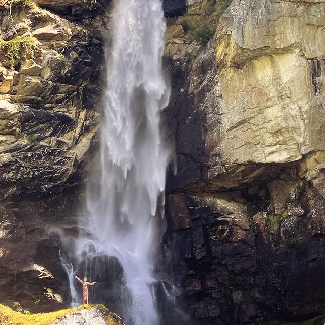 These are the moments, the moments we live for ✨ #waterfall #nature #switzerland