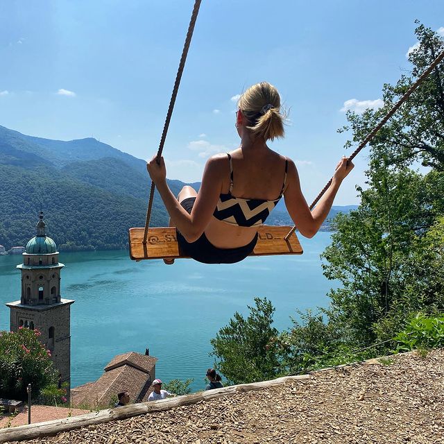 Nur für Insta hier hochgewandert bei 40 Grad 

#aberhatsichgelohnt #bestview #luganersee #morcote #swing #sommer