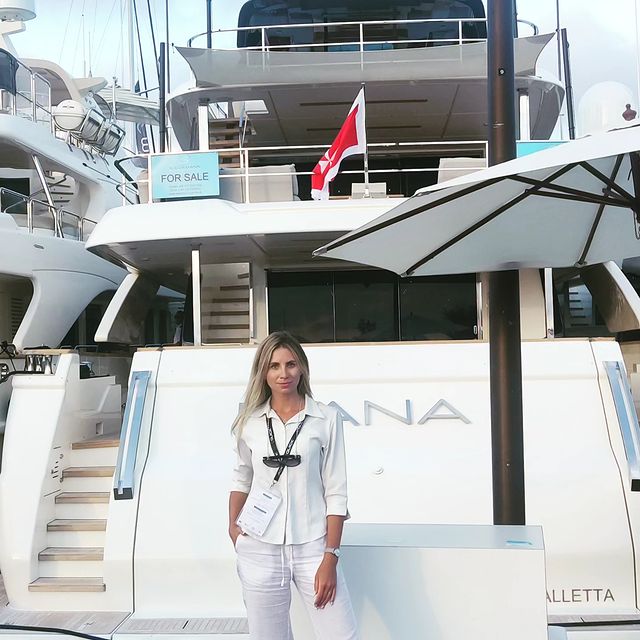 One of my favourite show theme is Yachting. It is all about luxurious lifestyle but also simple and elegant. Cannes Yachting Festival 2023 was one of the best shows for me and I am sure that all exhibitors and visitors were not only satisfied but happy with the effectiveness, environment and wonderful location. I was pleased to collaborate with #sieckmannyachts during the Festival and wish them all success 🙏

#yachting#cannes#cannesyachtingfestival#cotedazur#boating#megayachts#superyachts#boatevents#eventassistant#boatassistance#europeaneventassistant#europeanmodel