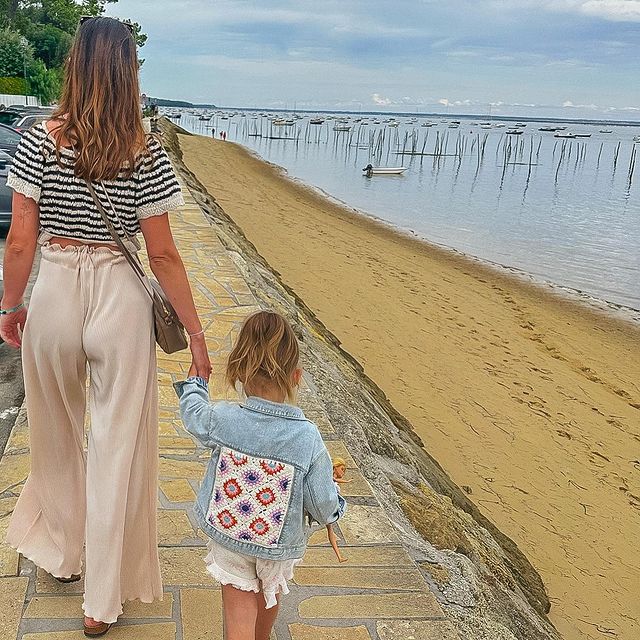 La vie est belle au Cap Ferret.

#vacationmode #capferret #livingourbestlife #france #happyme #momlife #summervibes #wineoclock #familyvacation #foodlovers #cabane57