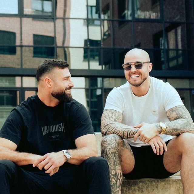 🚨 Neue Podcast online ‼️ 

Link in Bio 🎥🎙️

@harry_weiss_tattoo: Rap-Star Tattoo Artist und sein unternehmerischer Erfolgsweg | ART about
LIFE | Folge 4

#artaboutlife 
#podcast 
#tattoo 
#business 
#purpose 
#erfolg 
#lifelessons 
#youtube