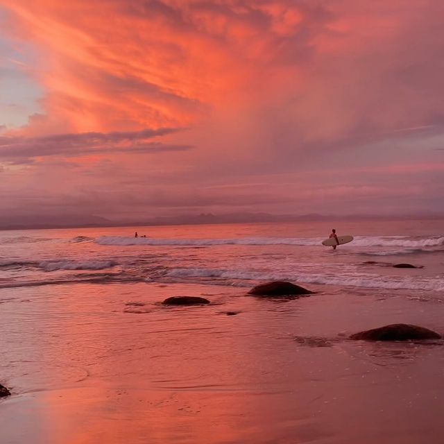 Sunset magic 🏄🏼‍♀️