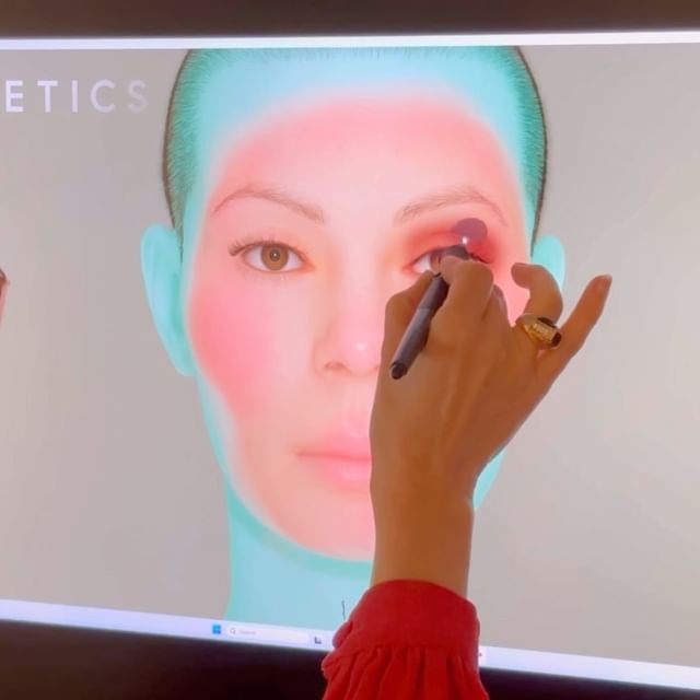 REAL PEOPLE , REAL MAKEUP , REAL EMOTION .
A new era in makeup application ….
#vmetics #virtualcosmetics #makeup #beauty #makeupartist