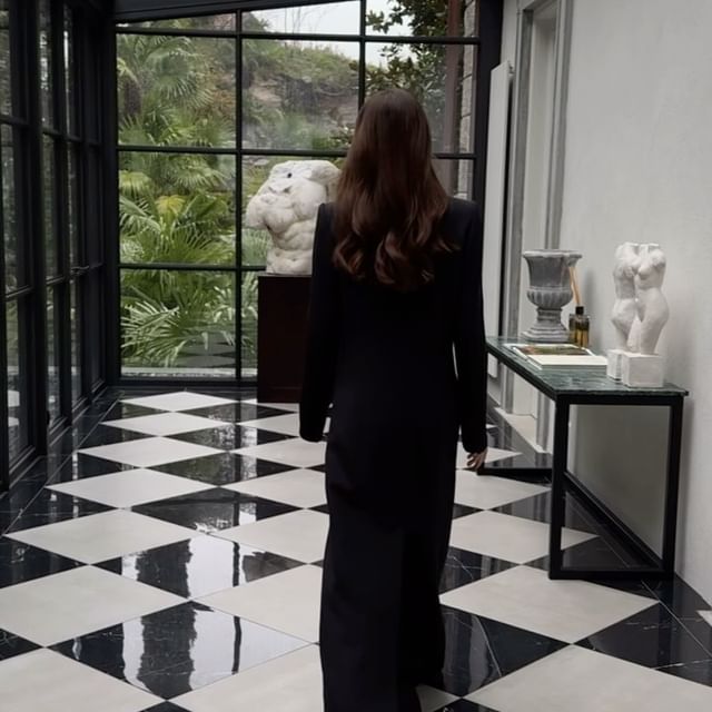 In my element 🖤 

Anzeige/ad

#villalario #gallelloatelier #lakecomoitaly