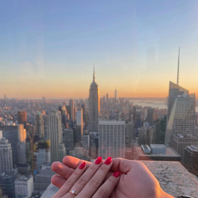 NYC from day to night 🌃
#newyork #nyc #fromdaytonight #newyorktravel #topoftherock #nycviews