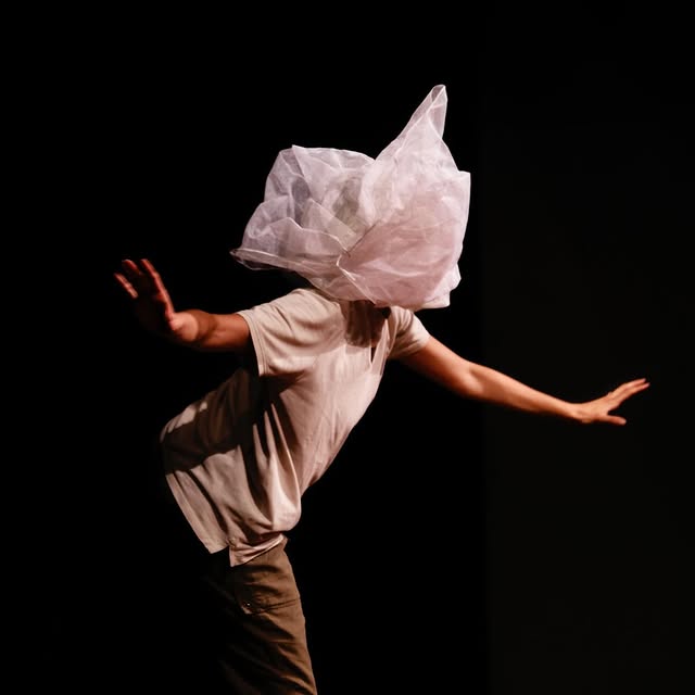 🌱CoMPagNiA Le GRAMIGNE | 
~performers ~ attori ~ artisti visivi ~ 
Attraverso il gioco e il teatro immersivo risvegliamo  l'arte nelle realtà rurali della Lomellina . 
Come le gramigne, erbacce buone, piante pioniere , si rigenera l’ecosistema dell’arte. 
#teatro #performance #compagniateatrale #artecontemporanea