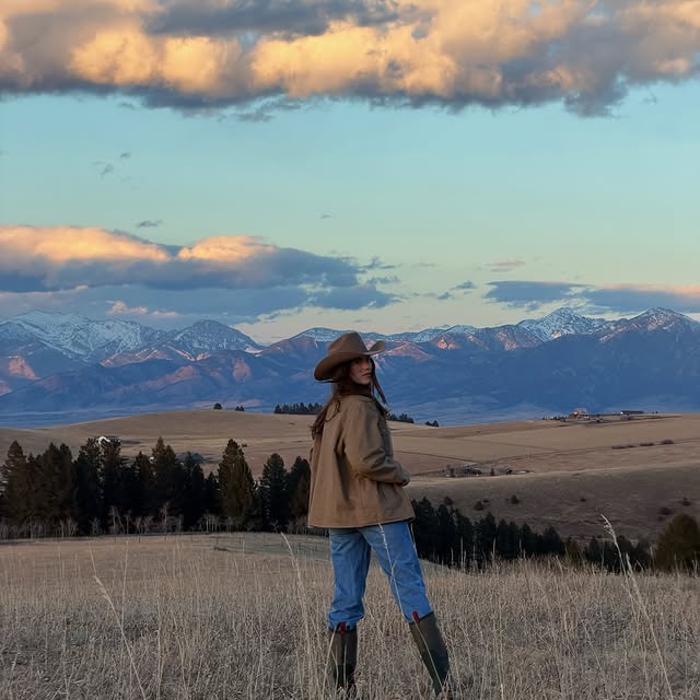 Instagram Profile of TESS CVIKOTA